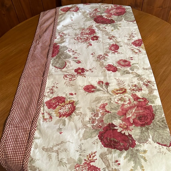 Waverly Accents Waverly Norfolk Garden Room Rosered Check Window